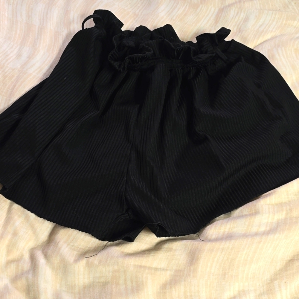 Black paperbag waist